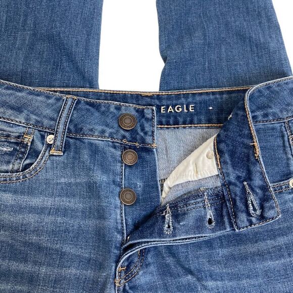 American Eagle Ripped Tomgirl Jeans Size 2 W26 - Picture 9 of 9